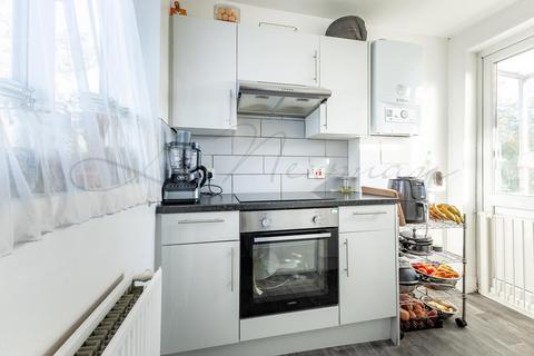 undefined, Everton Drive, Stanmore, HA7