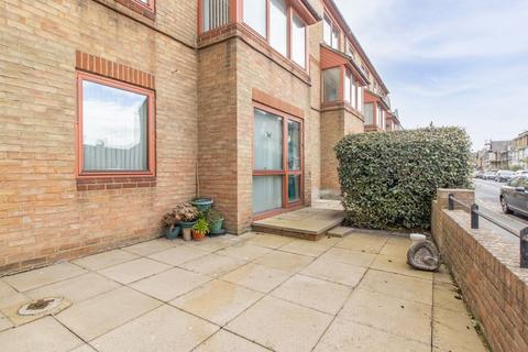 1 bedroom ground floor flat for sale, High Street, Cavendish Court High Street, CT6