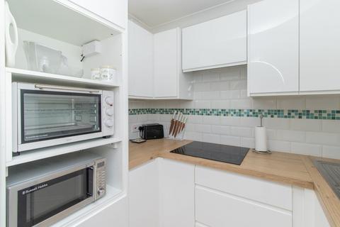 1 bedroom ground floor flat for sale, High Street, Cavendish Court High Street, CT6