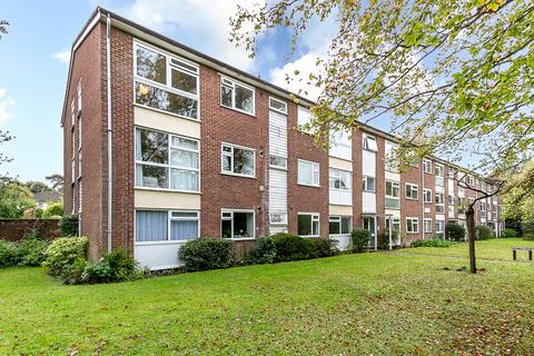 2 bedroom apartment for sale, Monks Walk, REIGATE, Surrey, RH2