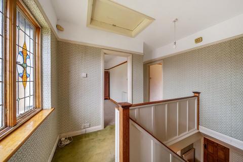 12 Braeside, Beckenham, BR3 1SU