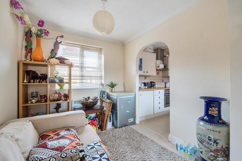 2 bedroom flat for sale - Abingdon,  Oxfordshire,  OX13