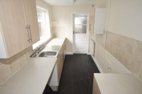 3 bedroom terraced house to rent, Macaulay Street, Grimsby DN31
