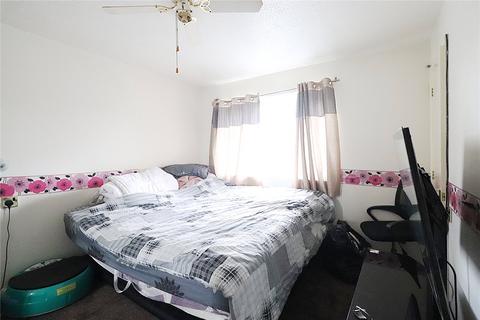 54 Sandpiper Drive, Erith, DA8 2NY