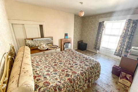 5 bedroom terraced house for sale, High Street, Tywyn, Gwynedd, LL36