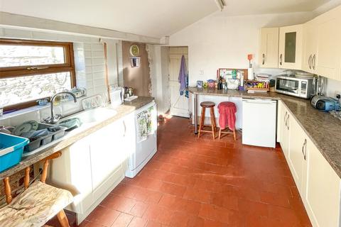 5 bedroom terraced house for sale, High Street, Tywyn, Gwynedd, LL36