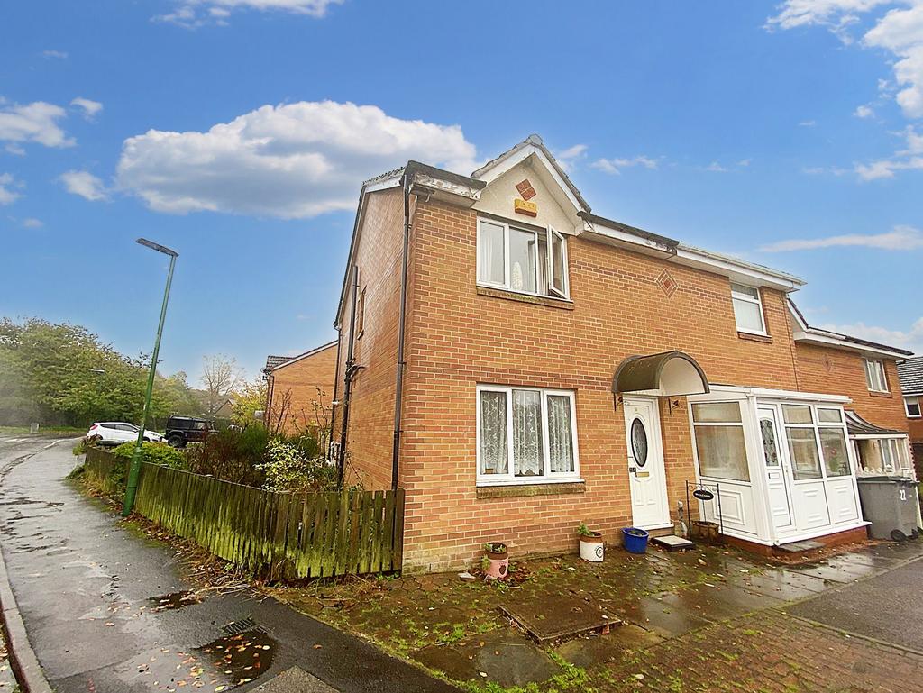Oakfield Lane, Moorside, Consett... 3 bed terraced house £90,000