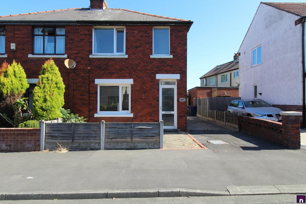 Stevenson Avenue Leyland Pr25 2 Bed Semi Detached House £750 Pcm £