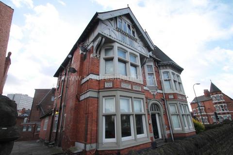 6 bedroom apartment to rent, Derby Road, Nottingham