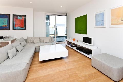 1 bedroom flat to rent, CORNELL SQUARE, SW8