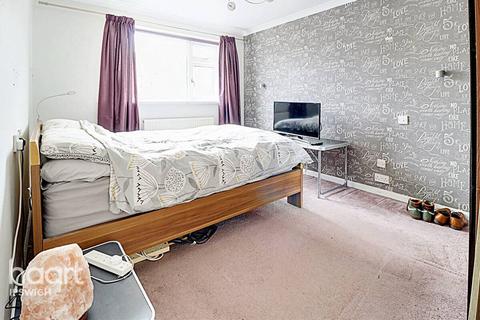 136 Lanercost Way, Ipswich, IP2 9DP