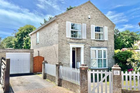 4 bedroom detached house for sale, Glebe Fields, Milford on Sea, Lymington, Hampshire, SO41