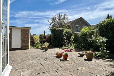 4 bedroom detached house for sale, Glebe Fields, Milford on Sea, Lymington, Hampshire, SO41