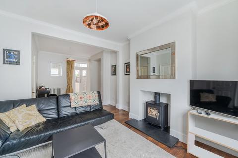 17 Worlingham Road, London, SE22 9HD