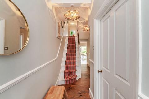 17 Worlingham Road, London, SE22 9HD