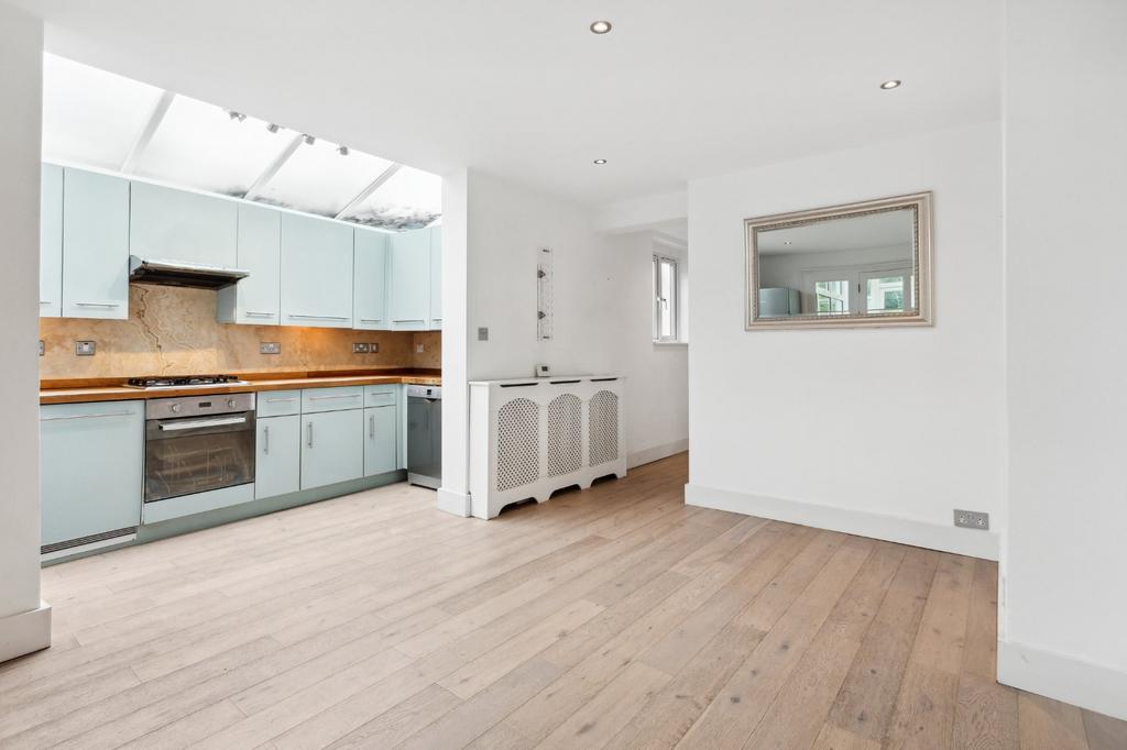 Reception/Kitchen