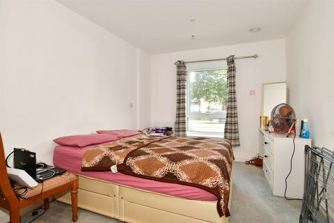 1 bedroom ground floor flat for sale - Ifield Road, West Green, Crawley, West Sussex
