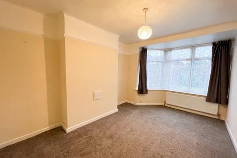 3 bedroom semi-detached house to rent, Crofton Avenue, Timperley, Altrincham, WA15