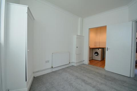 2 bedroom flat for sale, Sea Road, Bournemouth, Dorset