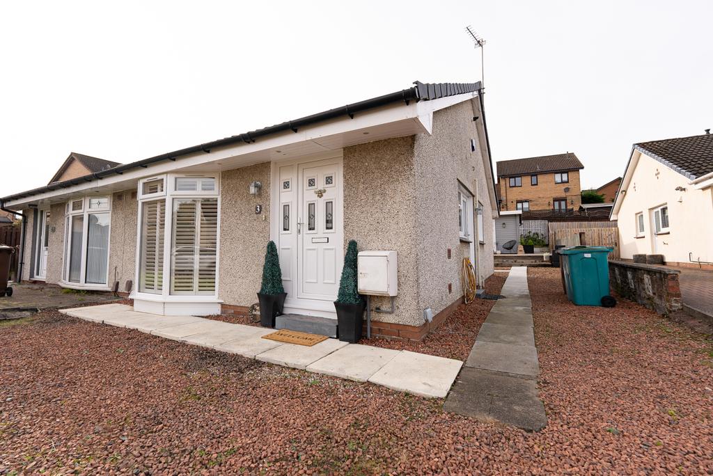 3, Ayr Drive, Airdrie, ML6 2 bed semidetached house £160,000