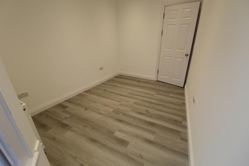 Newly Renovated Two Bedroom Flat to rent  in Wemb