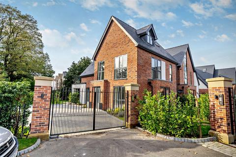 4 bedroom detached house to rent, Rosegarth Place, Wilmslow, Cheshire, SK9