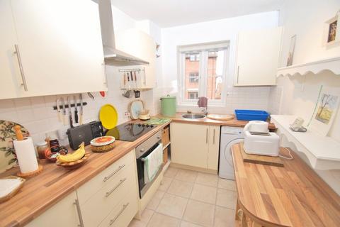 1 bedroom apartment for sale, Town Bridge Court, Chesham, Buckinghamshire, HP5