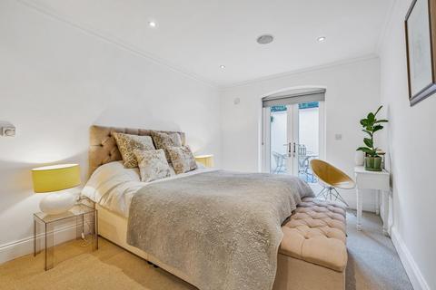 2 bedroom flat for sale, Keswick Road, Putney