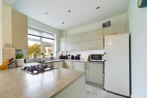 95 Durrington Road, Bournemouth, BH7 6PZ