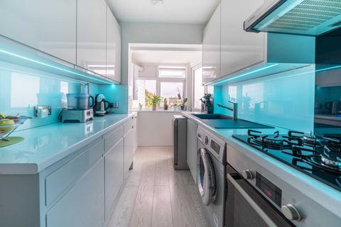 102a Tudor Drive, Morden, SM4 4PF