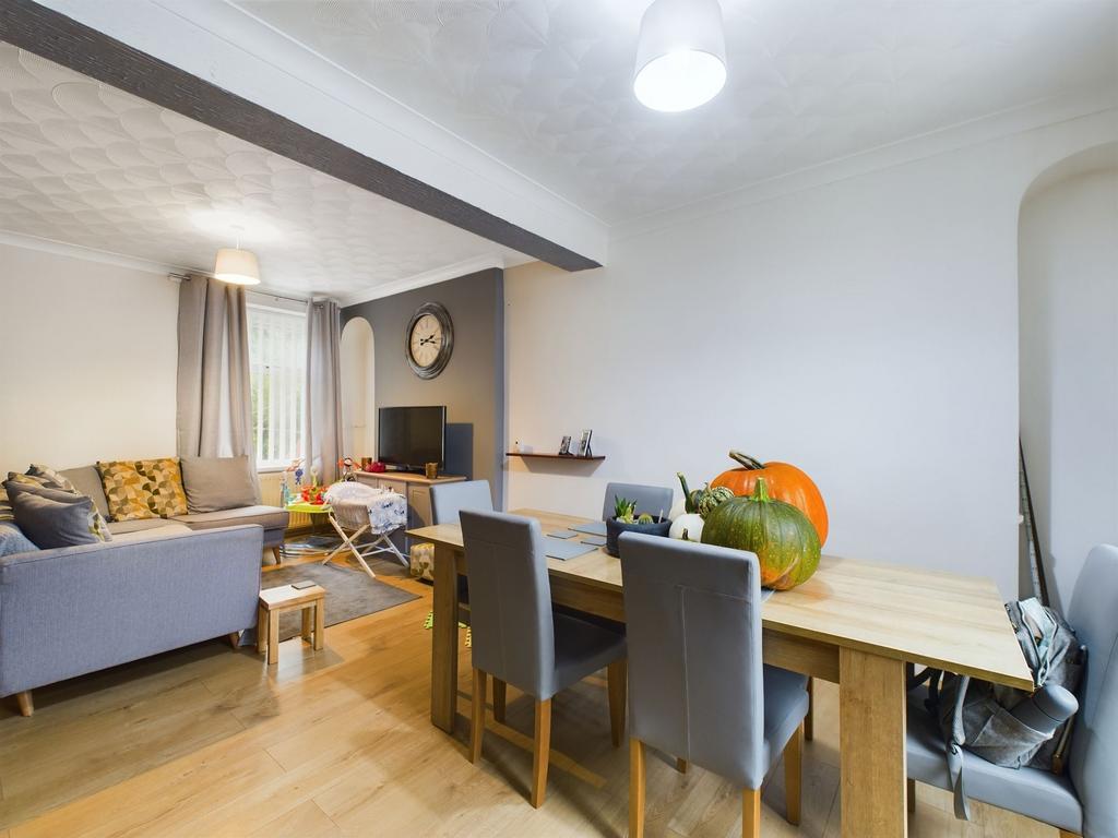 Harcourt Street, Ebbw Vale, NP23 3 bed terraced house for sale £120,000