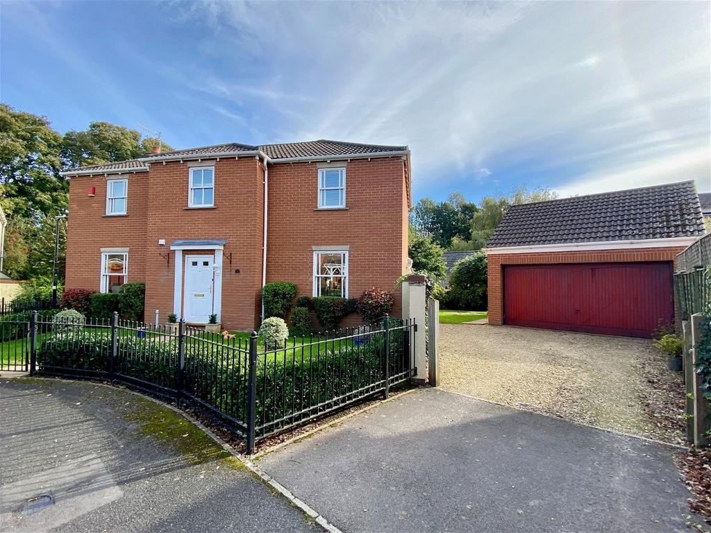 Rosemount Road, Flax Bourton 4 bed detached house for sale £750,000