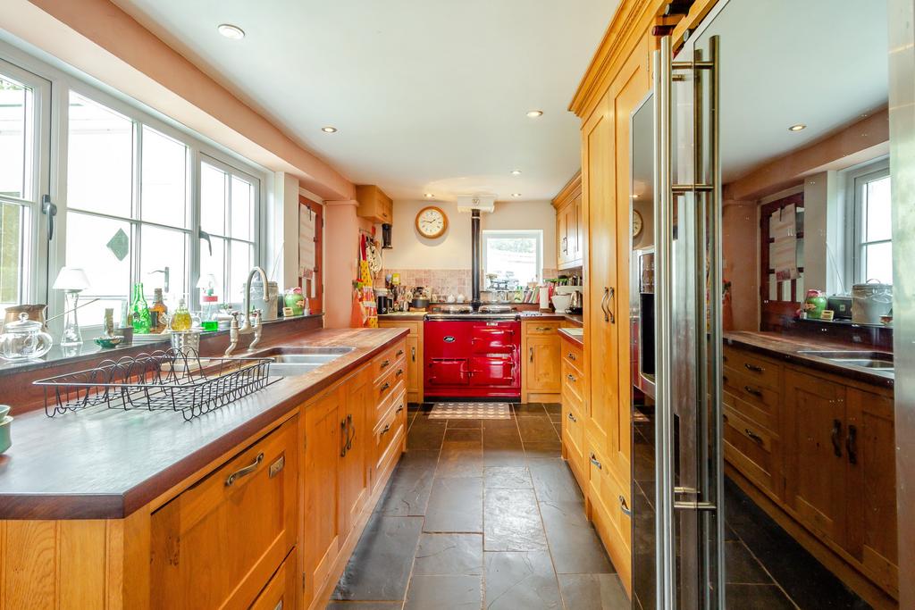 Raglan 3 bed detached house for sale £650,000