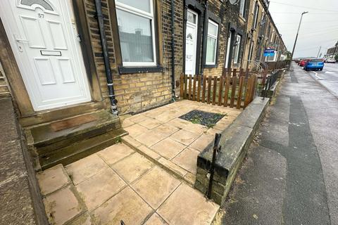 2 bedroom terraced house to rent, Woodhall Avenue, Bradford, West Yorkshire, BD3