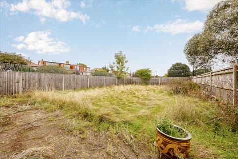 1 Swyncombe Avenue, London, W5 4DR