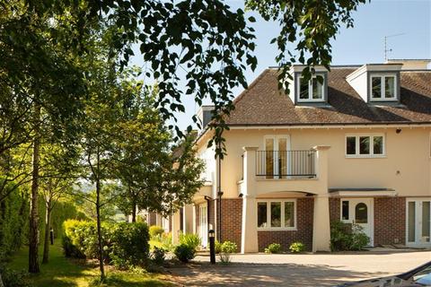 5 Birklands, Storrington, Pulborough, RH20 4BF