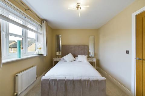 3 bedroom end of terrace house for sale, New Road, Denholme, Bradford, West Yorkshire, BD13