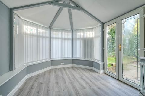 44 Belbroughton Close, Lodge Park, Redditch, B98 7NH