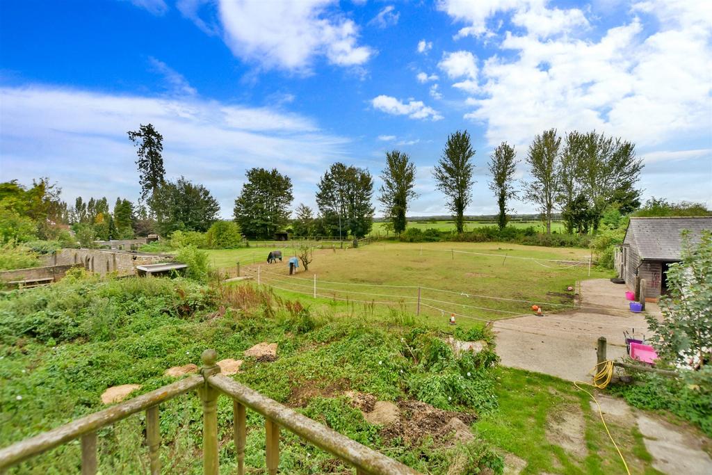 The Street, Borden, Sittingbourne, Kent 6 bed detached house for sale