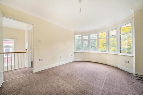 4 bedroom semi-detached house to rent, Northumberland,  Avenue,  RG2