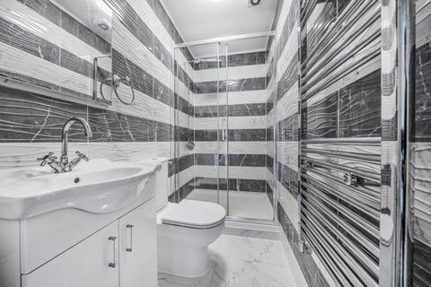 4 bedroom semi-detached house to rent, Northumberland,  Avenue,  RG2