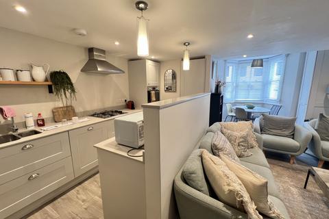 2 bedroom flat to rent, Lordship Lane, London, SE22