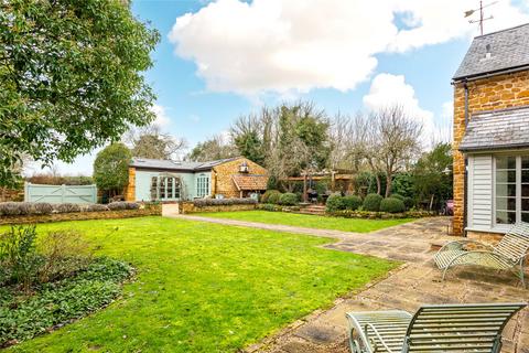 undefined, Upper Heyford, Northampton, Northamptonshire, NN7