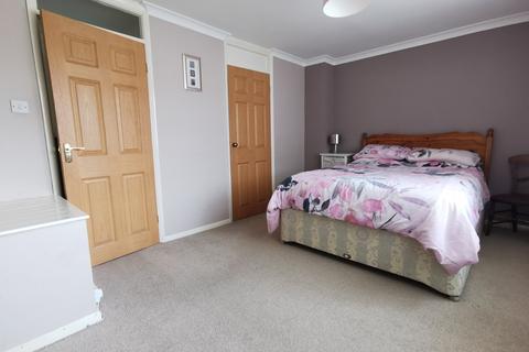 79 Garden Close, Bungay, NR35 1JE