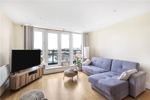 2 bedroom penthouse for sale, Brewhouse Lane, London, SW15