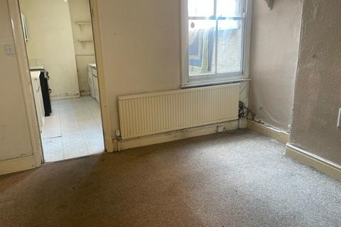 2 bedroom terraced house for sale, Wilberforce Road, Leicester