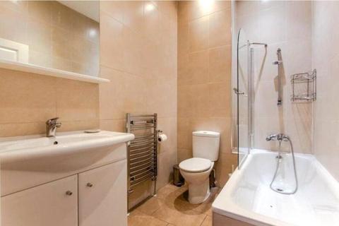 4 bedroom property to rent, Camden Road, Holloway, London, N7