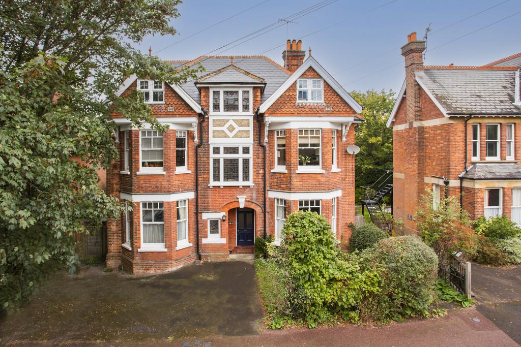 Oakdale Road, Tunbridge Wells 1 bed apartment for sale £250,000