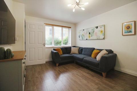 46 Pasteur Drive, Swindon, SN1 4GL