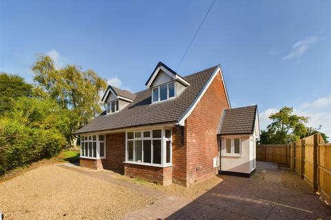 4 bedroom detached house for sale, Gaiafields Road, Lichfield